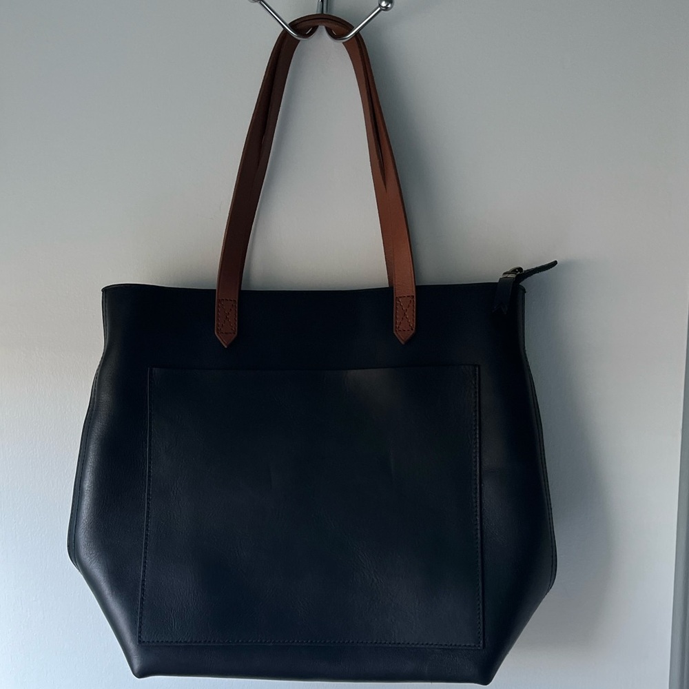 Madewell Zip-Top Medium Transport Leather Tote - Picture 3 of 7